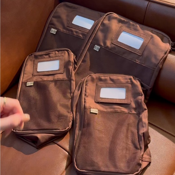 BEIS Other - BEIS 4 piece packing cubes (Colour: Maple)
